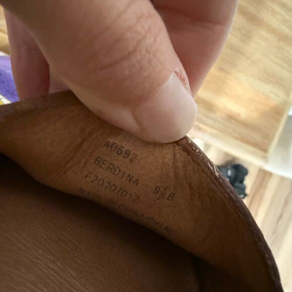 Coach Berdina Patent Leather Leopard Cheetah Flats Loafers Moccasins Size 9.5 - Picture 13 of 13